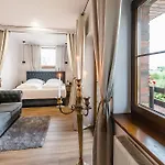아파트호텔 Kapitanskie 3*
