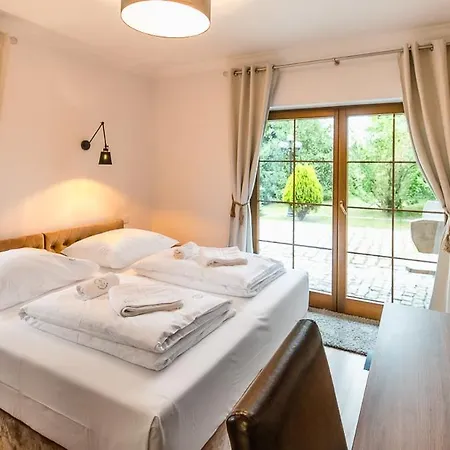 Kapitanskie Aparthotel 3*